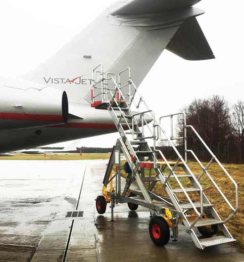 Wide Platform- Variable height - H2.2m-3.2m - Towable chassis