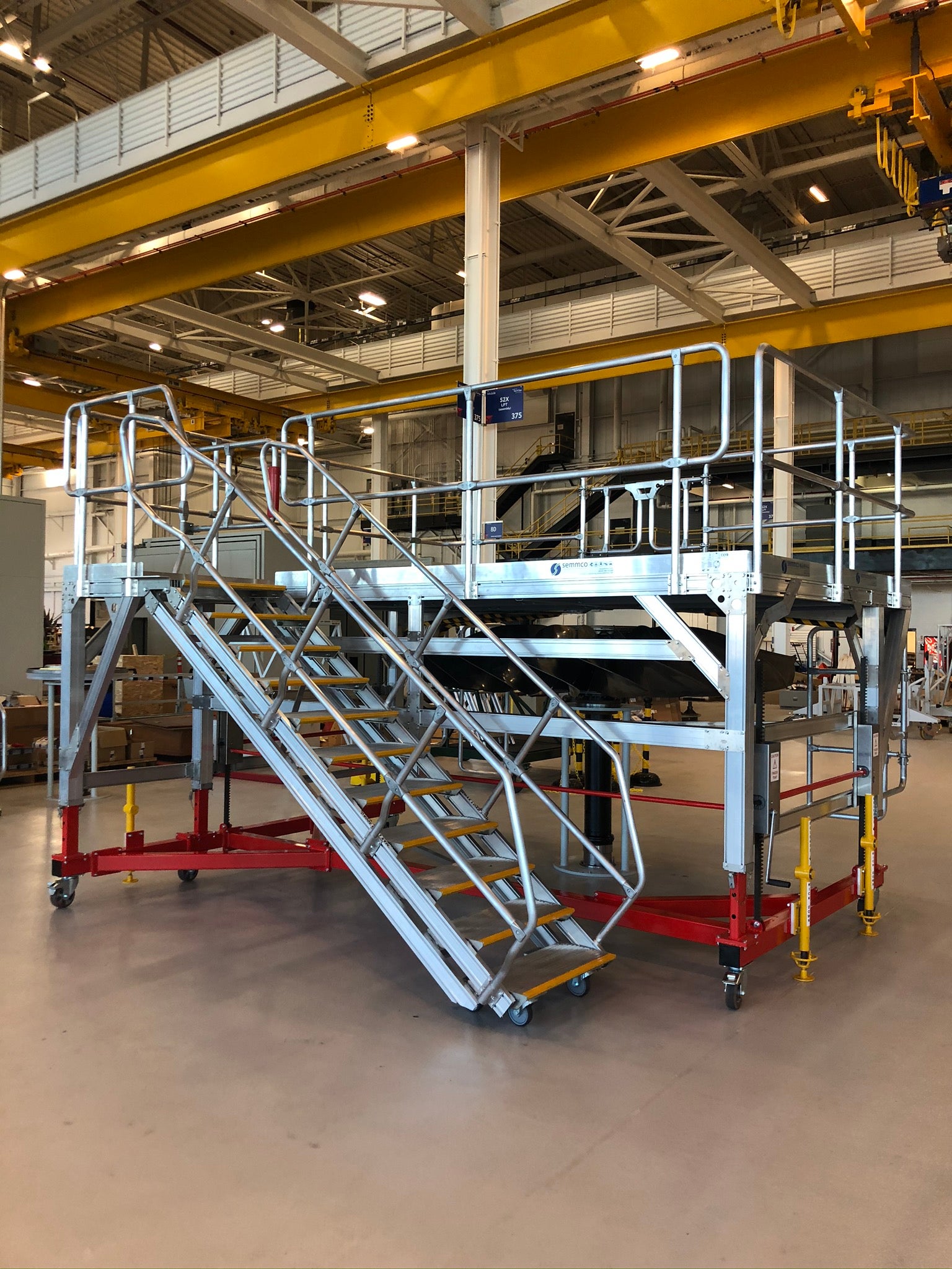 Engine Experimental Fan Installation Variable Height Access Platform H1.7-2.6m x L2.7m x W4.1m