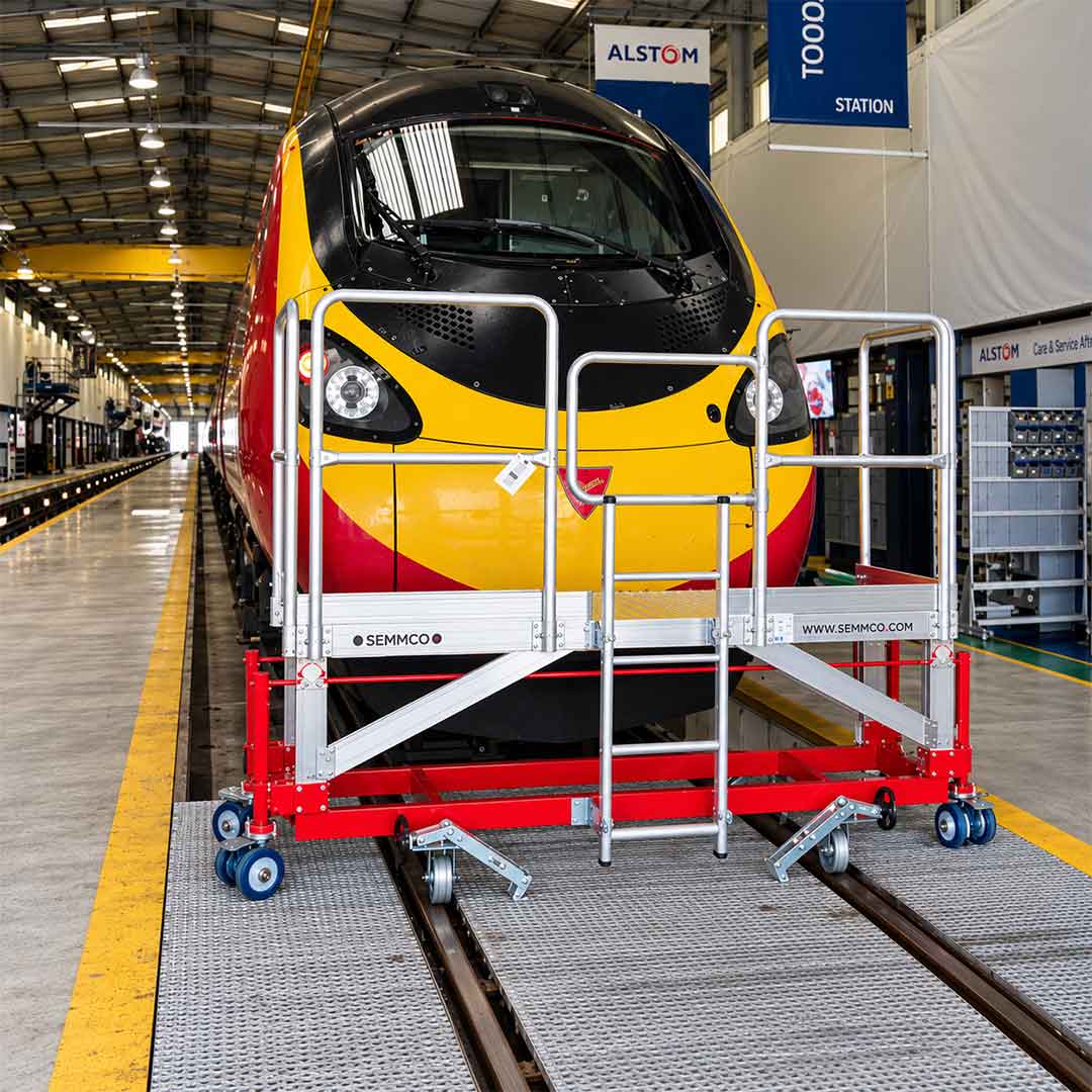 Semmco Rail Front Access Platform H0.85m – front view