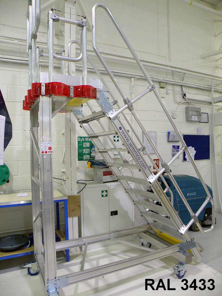 Helicopter EC135 Tail Fixed Height Acess Platform H2.1m x L0.8m x W0.8m