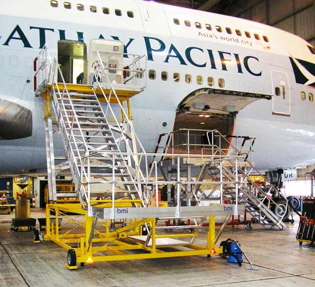 PAX Variable Height Access Platform Hangar H3.75-5.65m x W3.0m x L2.0m 